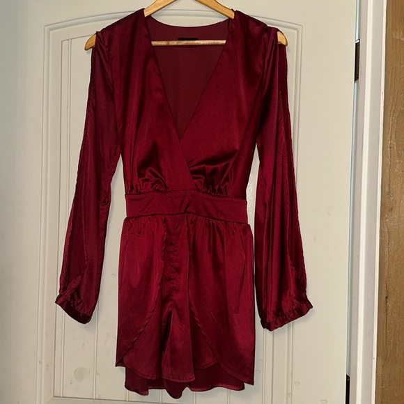 Miss Avenue Slik jumpsuit✨ size: Large  color: Moroon - Picture 1 of 2